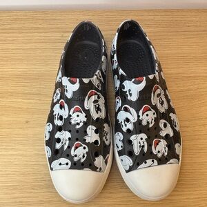 Disney X Native Brand Black and White Slip-On Shoes‎ Mickey Print